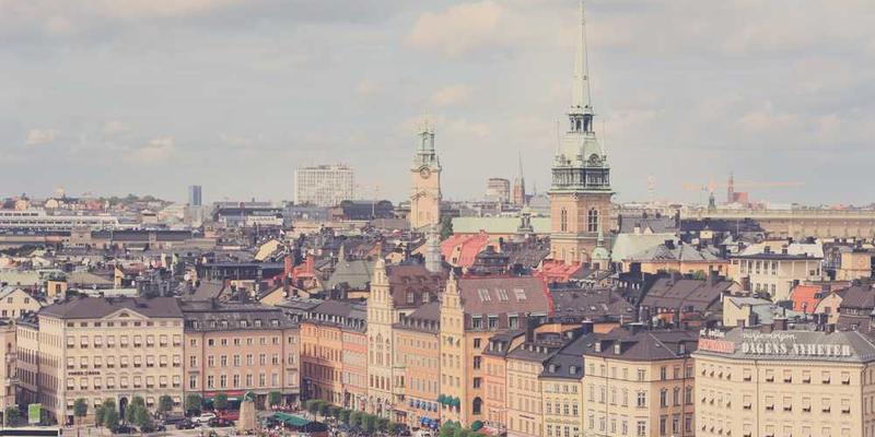 为“自言自语”这一行为正名，并区分其健康形态与病态边缘的诊断标准