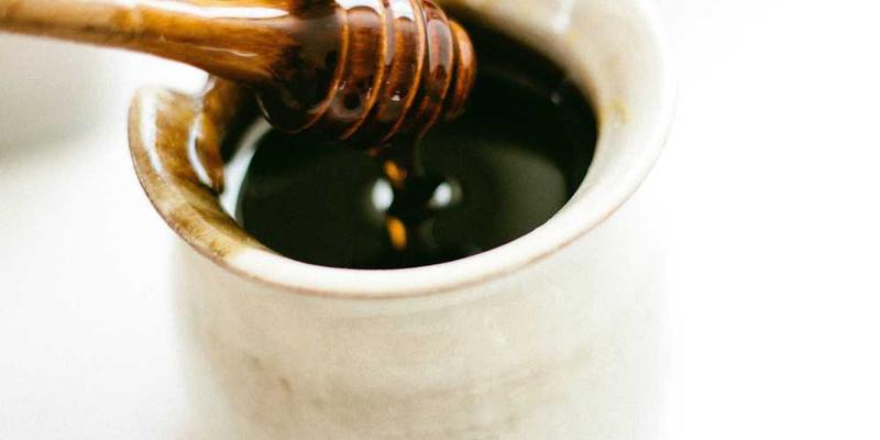 使用AI延长至亲的“数字生命”，这是孝道，还是不敢面对死亡的怯懦