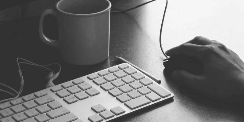 尝试为你的整个人生体验，赋予一个“拓扑结构”：它是一个环、一个球面，还是一个更有趣的形状