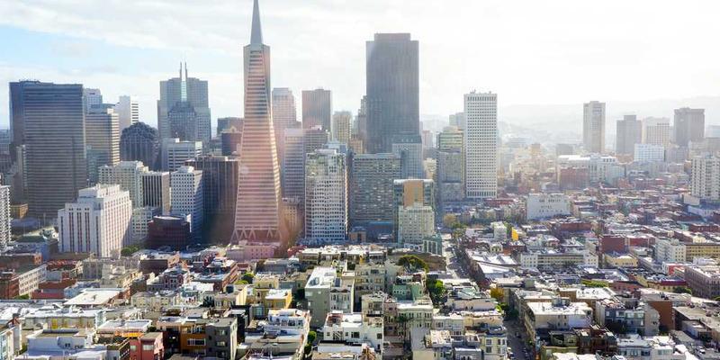 用AI生成一幅“无法被人类想象出来的画”，但描述它的指令本身就来自人类想象